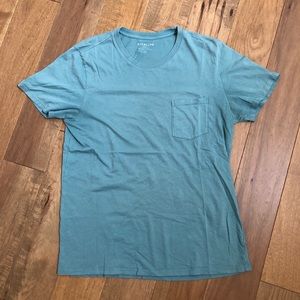 Everlane Men’s pocket tee, size M